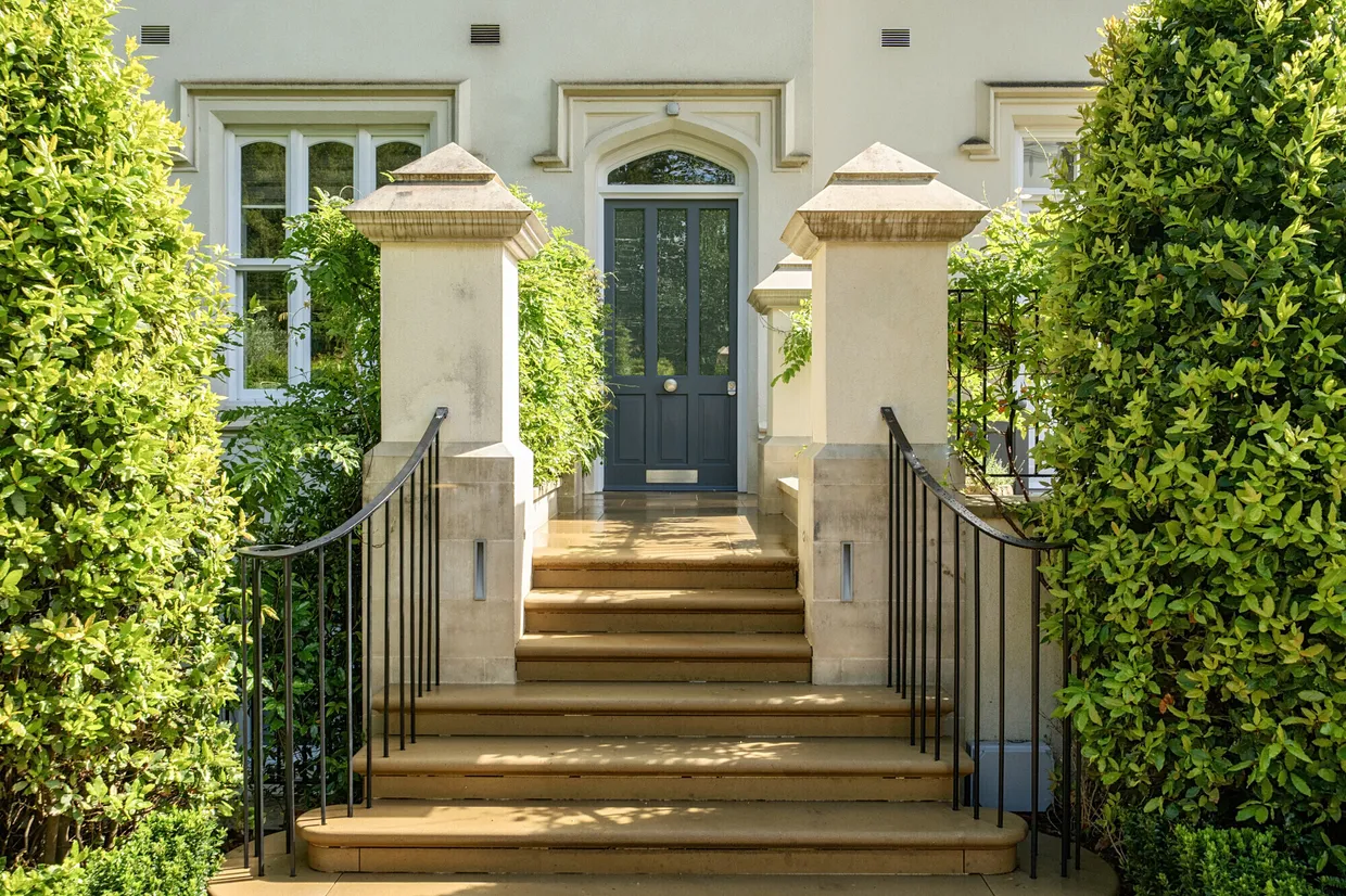 Westcott Road, Dorking, RH4 photo 9