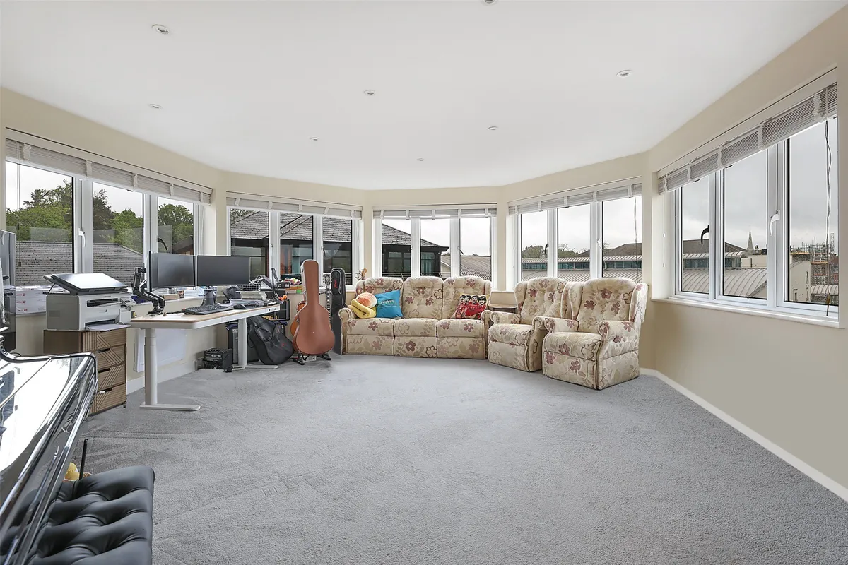 Defoe Court, Reigate Road, Dorking, Surrey, RH4