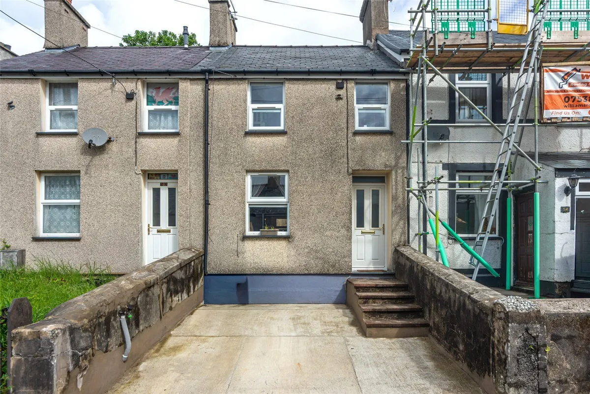 Coed Madog Road, Talysarn, Caernarfon, Gwynedd, LL54