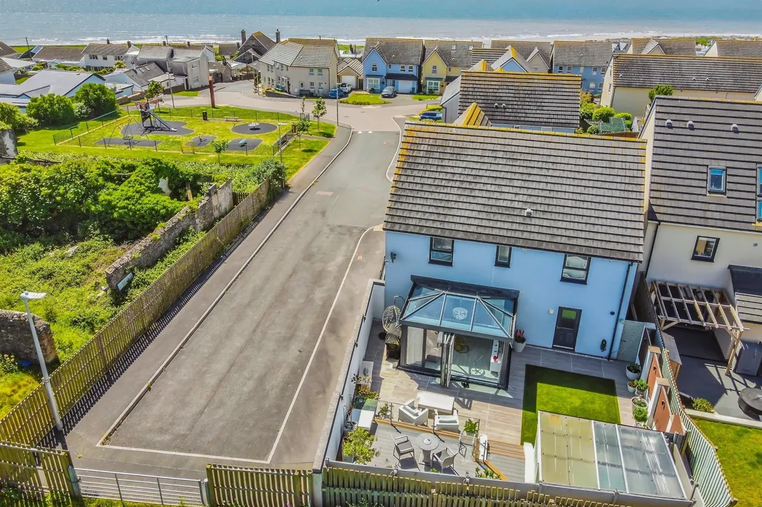 Property photo 28