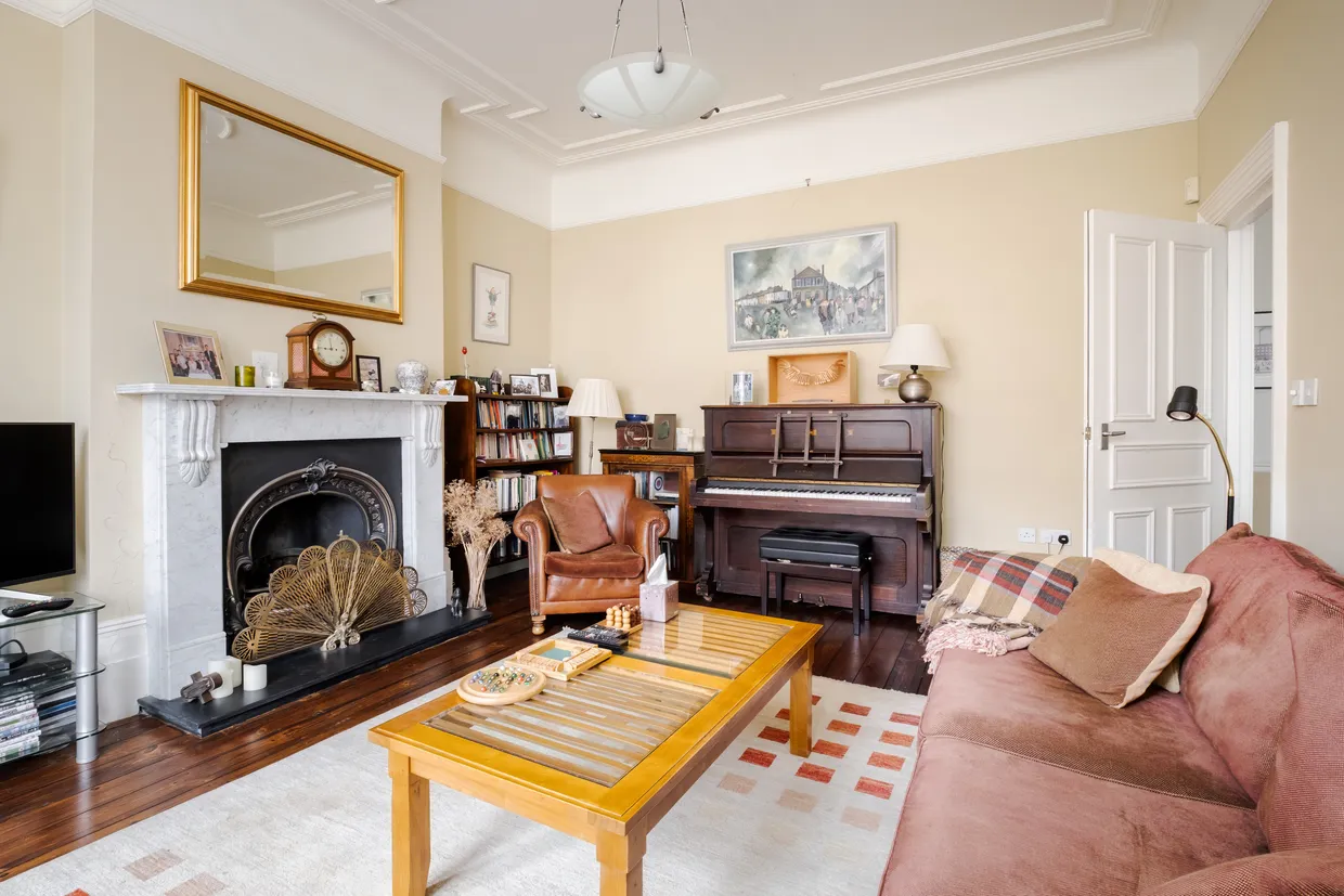 Church Crescent, London, N10 photo 7