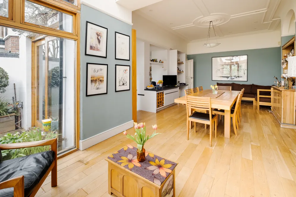 Church Crescent, London, N10 photo 11