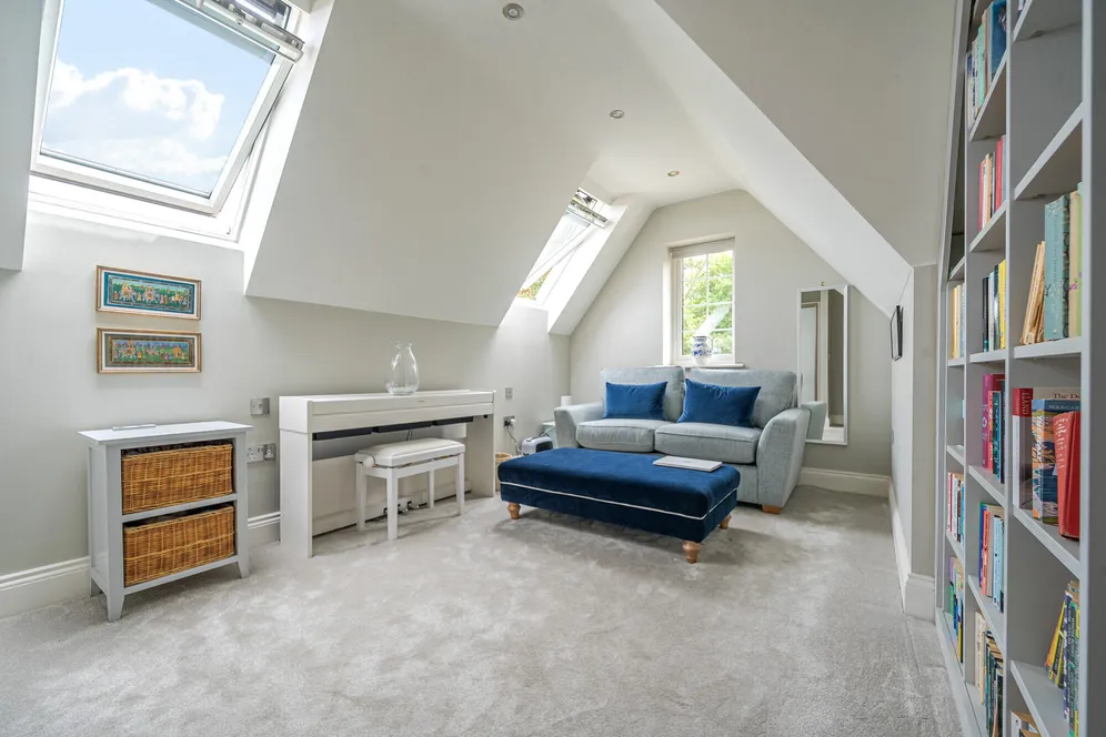 153 Amersham Road, Beaconsfield, HP9 photo 5