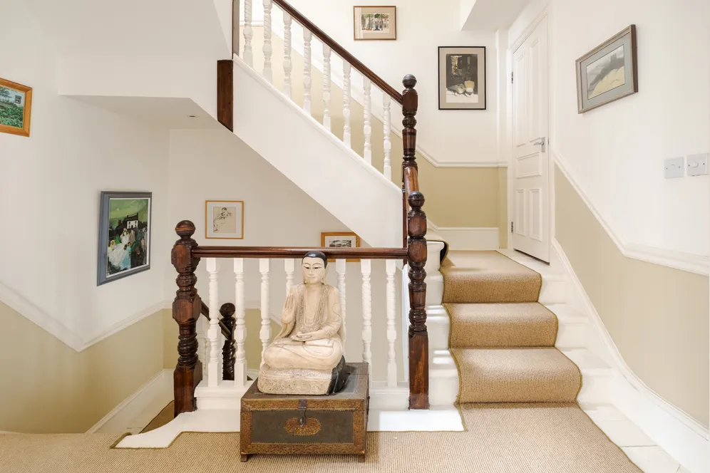 Church Crescent, London, N10 photo 14
