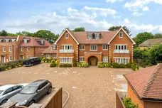 153 Amersham Road, Beaconsfield, HP9 photo 11