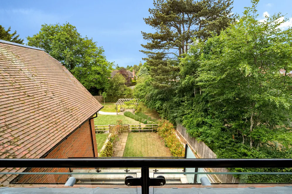 153 Amersham Road, Beaconsfield, HP9 photo 13