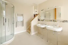 Church Crescent, London, N10 photo 19