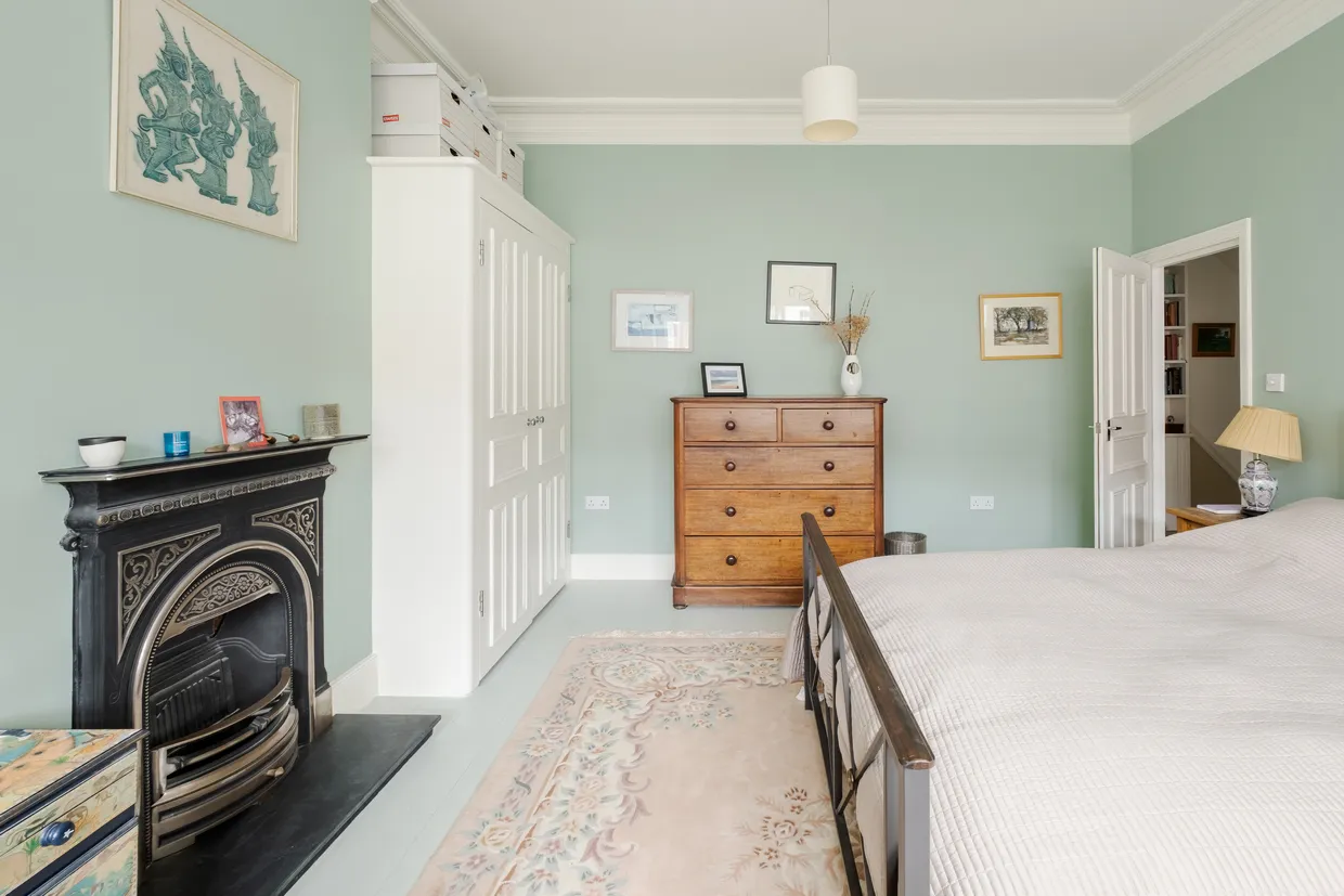 Church Crescent, London, N10 photo 22