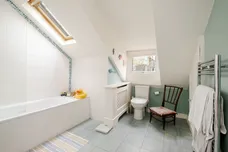Church Crescent, London, N10 photo 28