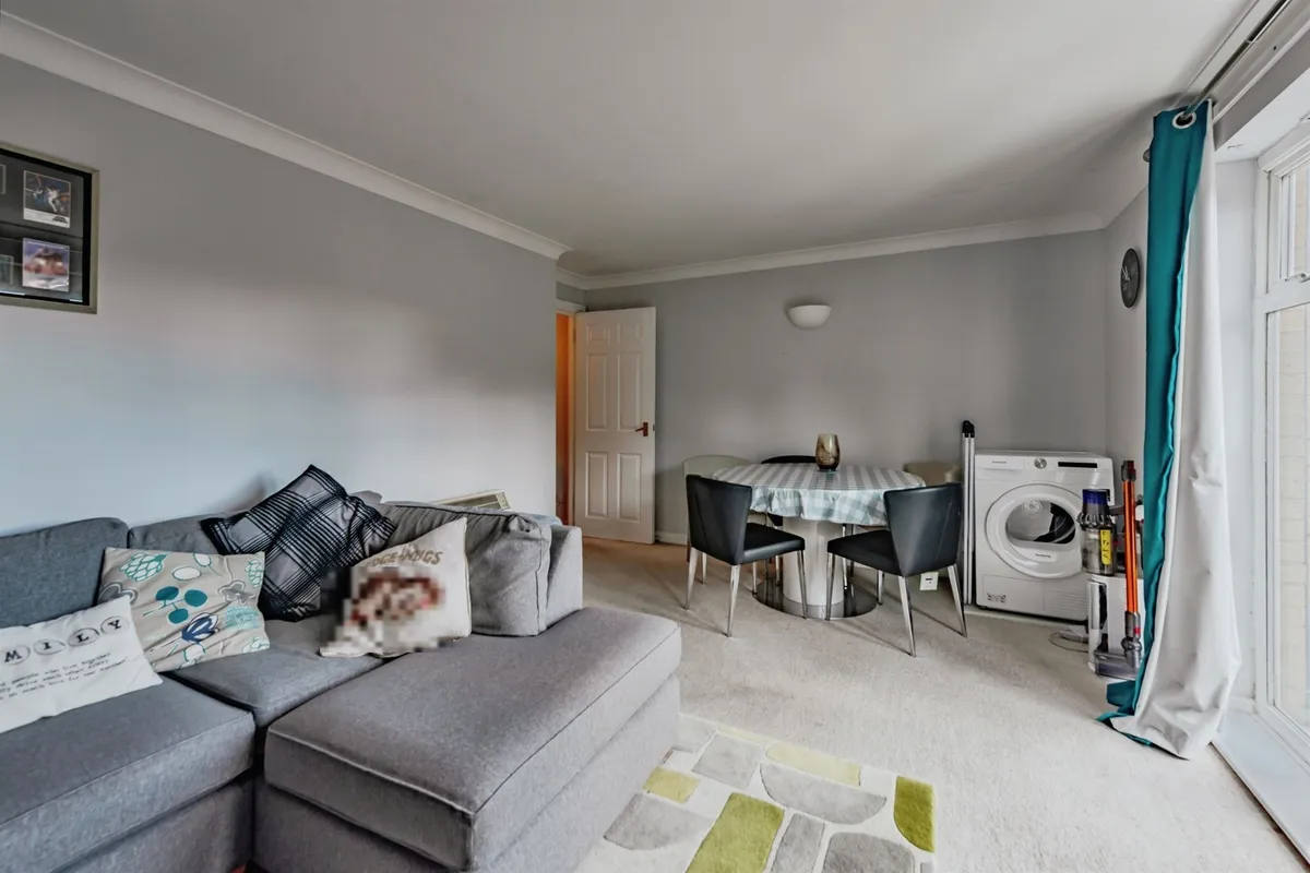 Beverley Mews, Crawley