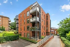 Broadash Close, London
