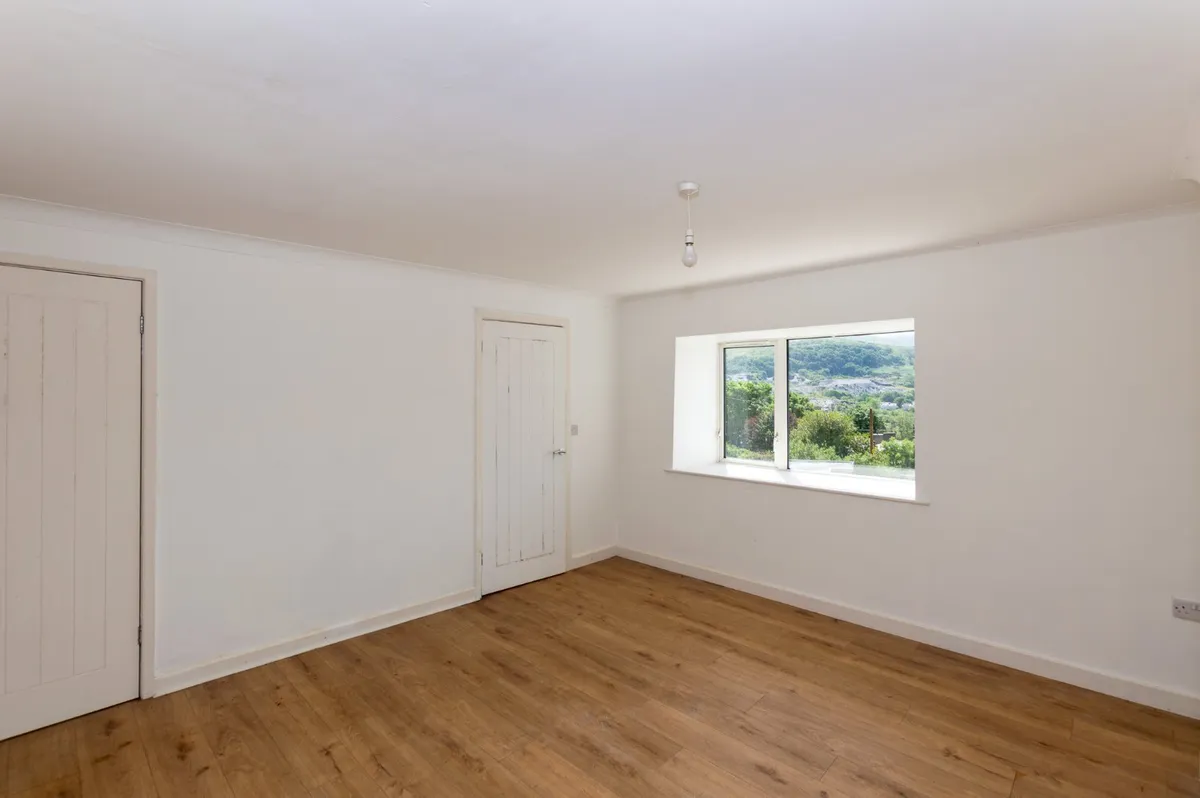Bryn Derwen Terrace, Talysarn, Gwynedd, LL54