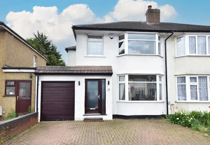 Westlea Avenue, Watford, WD25