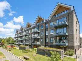 Antoinette Close, KINGSTON UPON THAMES photo