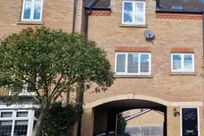 Fen Field Mews, Deeping St. James, PETERBOROUGH
