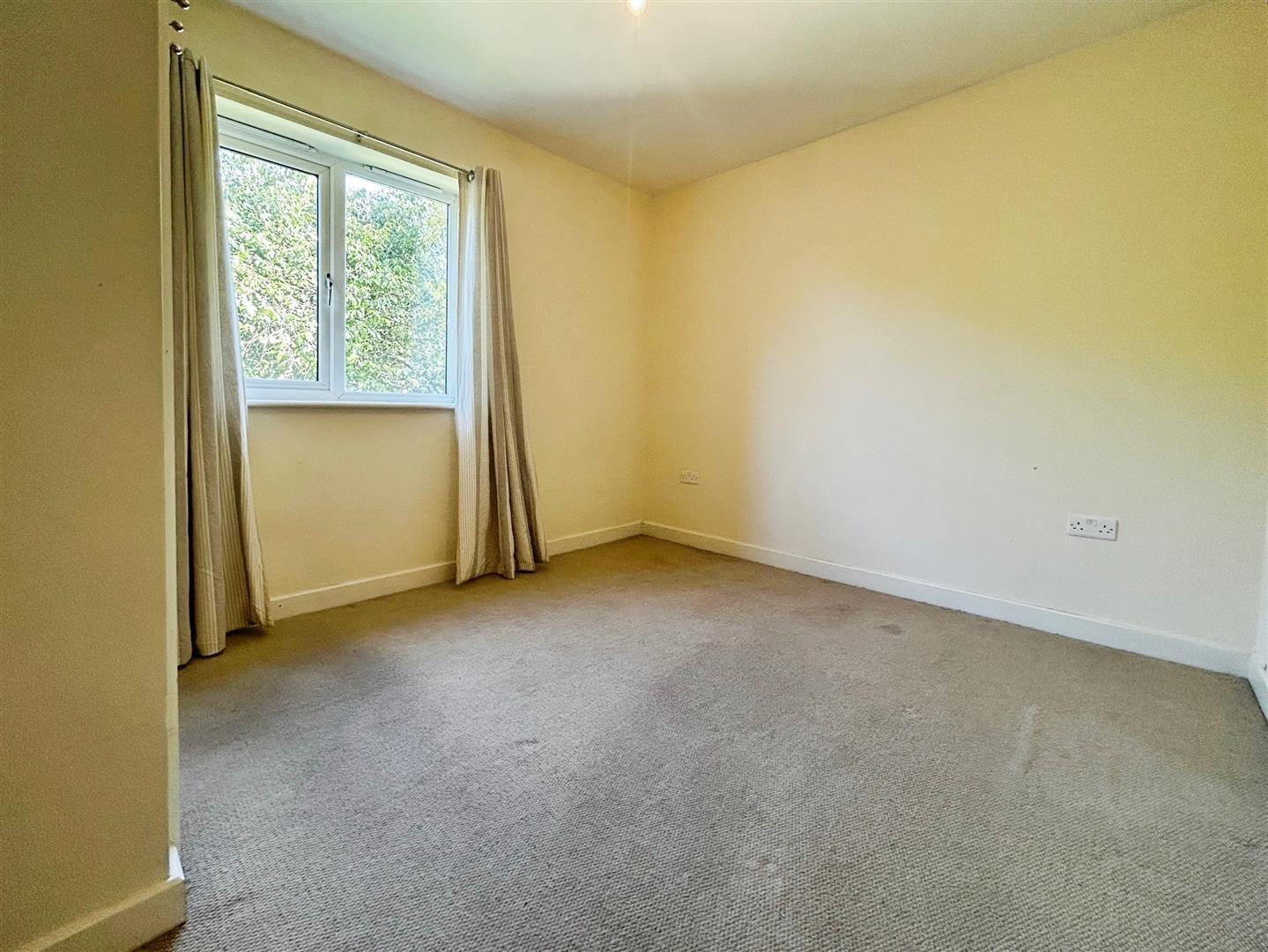 Jupiter Court, Cippenham Image 5