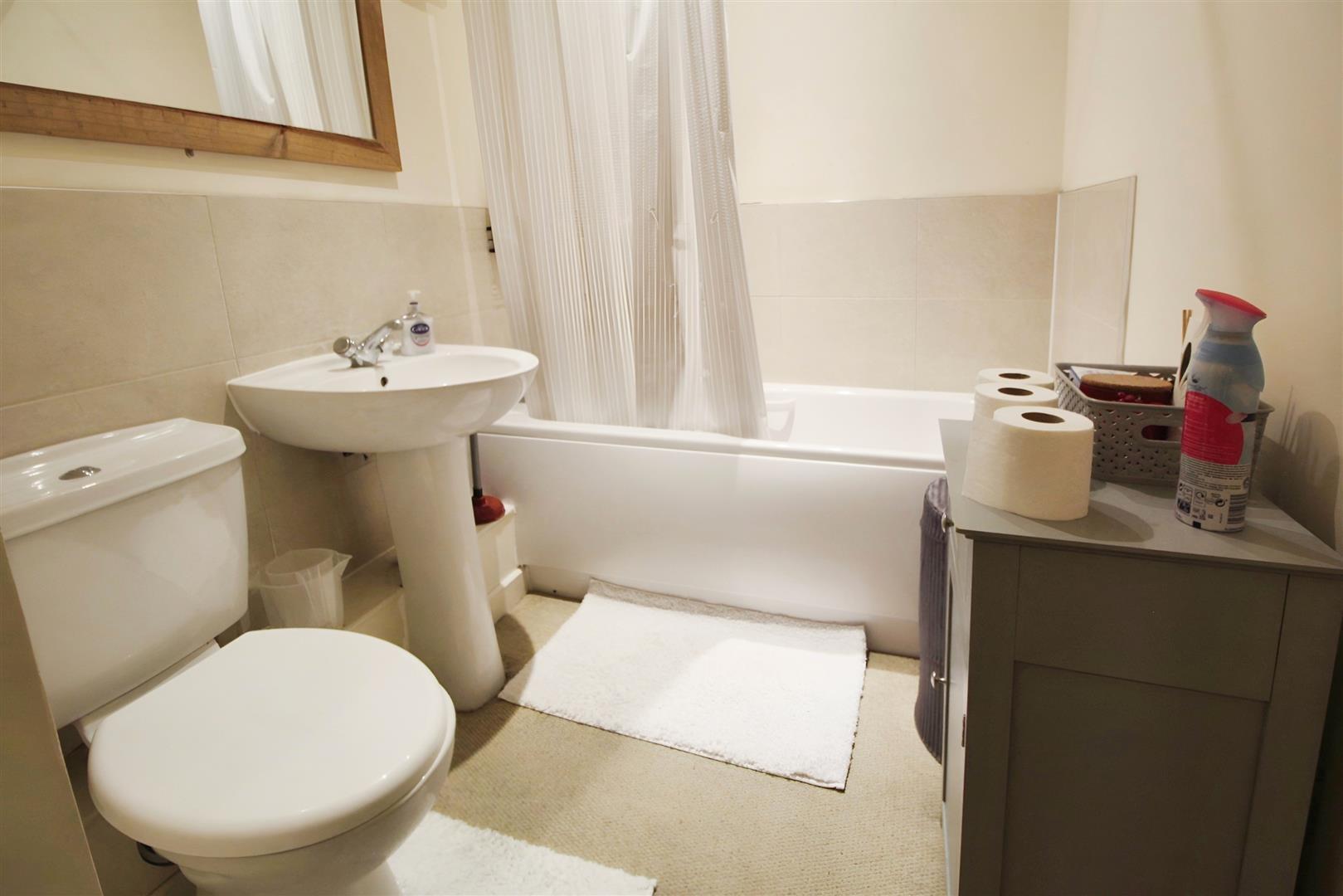 Jupiter Court, Cippenham Image 8