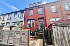 Longroyd Avenue, LEEDS