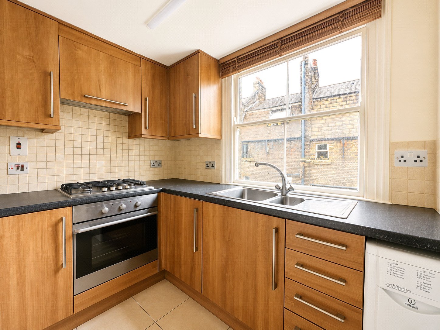 Settles Street, London, E1 Image 3