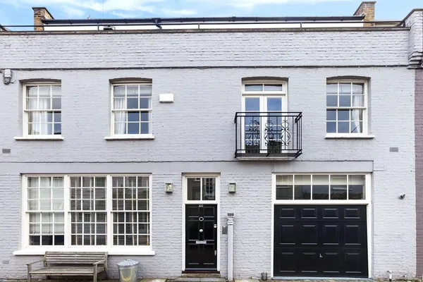 Princes Gate Mews, South Kensington, London, SW7