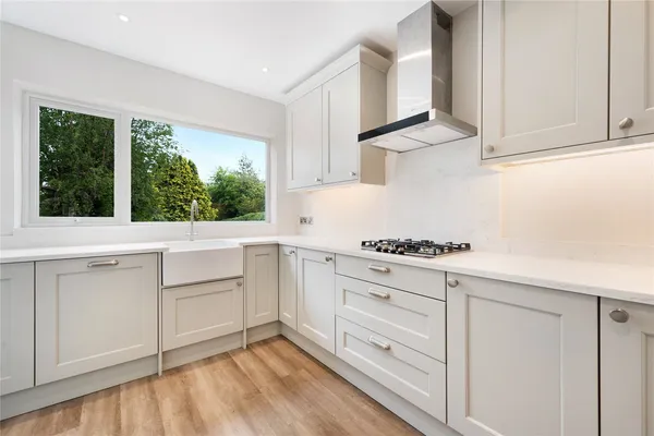 Meadow Drive, Prestbury, SK10 photo 8