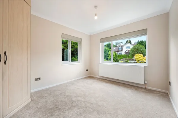 Meadow Drive, Prestbury, SK10 photo 10