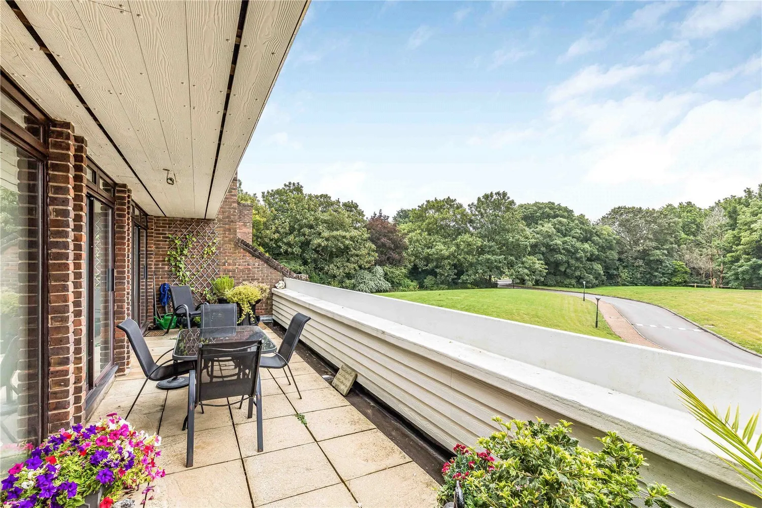 Tollhouse Close, Chichester, PO19 photo 7