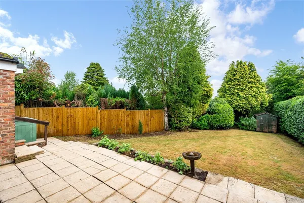 Meadow Drive, Prestbury, SK10 photo 16