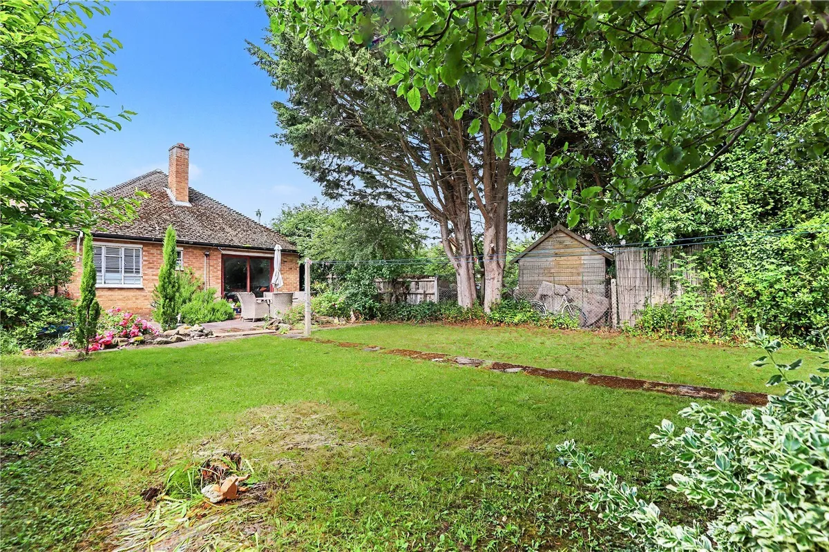 Cavell Road, Oxford, Oxfordshire, OX4