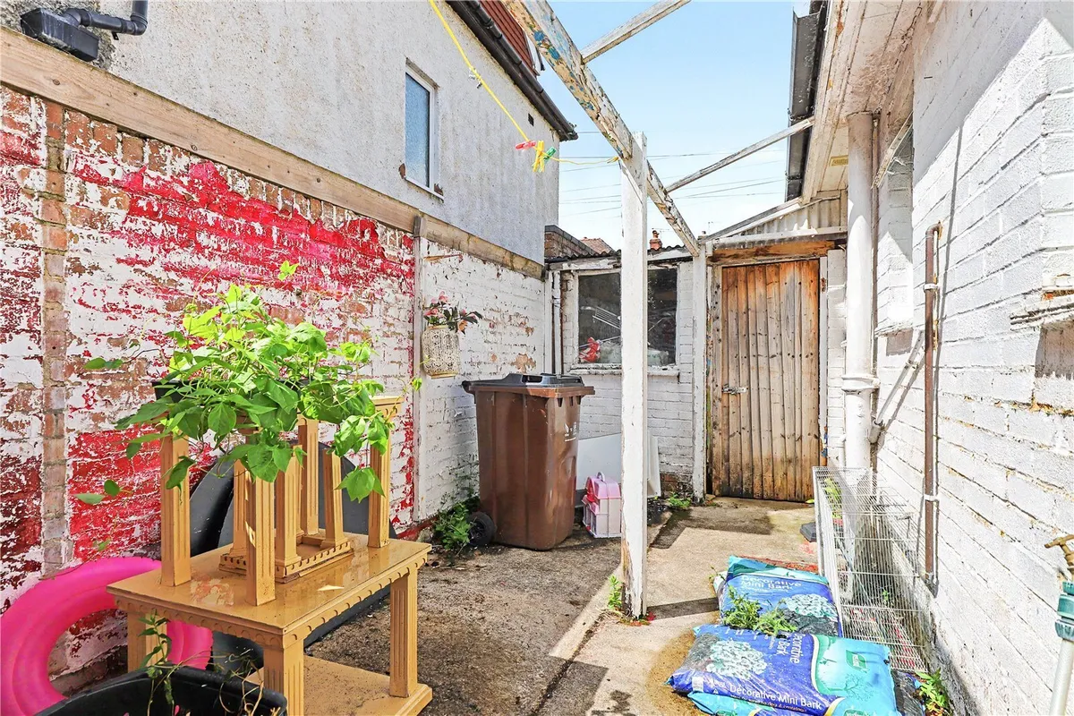 Cavell Road, Oxford, Oxfordshire, OX4