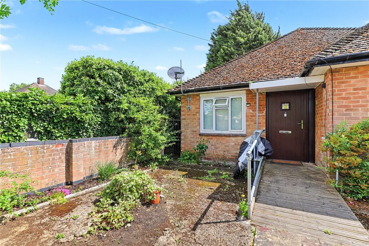 Cavell Road, Oxford, Oxfordshire, OX4