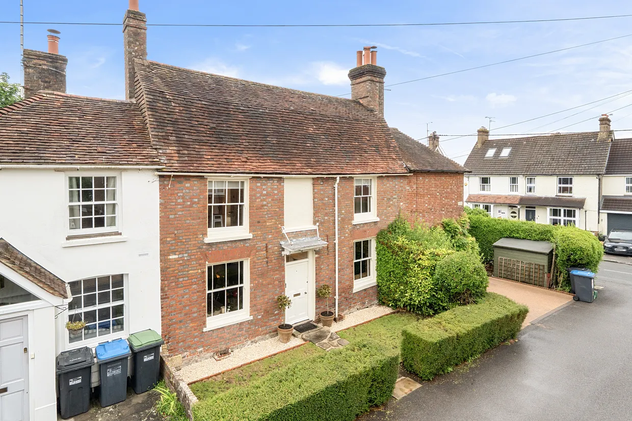 Whitemans Green, Cuckfield, RH17 photo 1