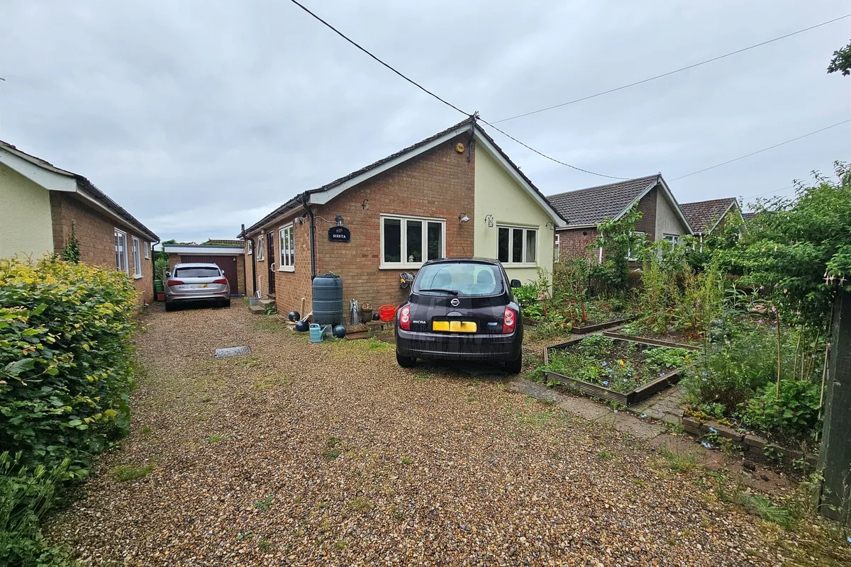 Post Office Road, Little Plumstead, Norwich