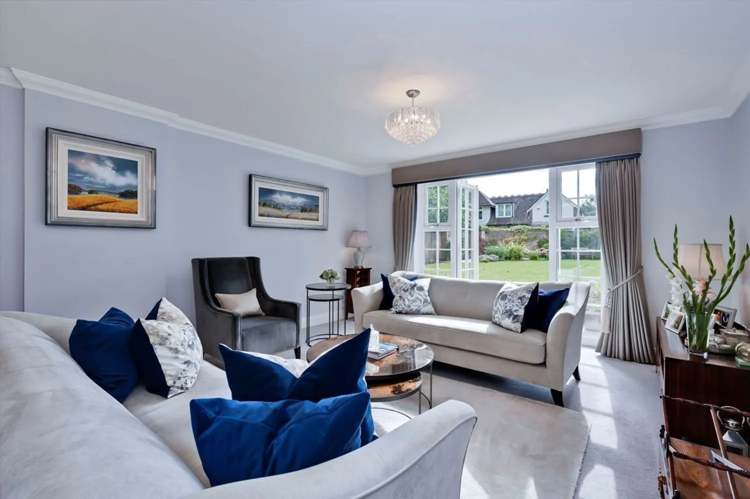 Queens Road, Weybridge, KT13 photo 2