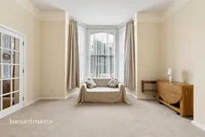 The Avenue, Surbiton