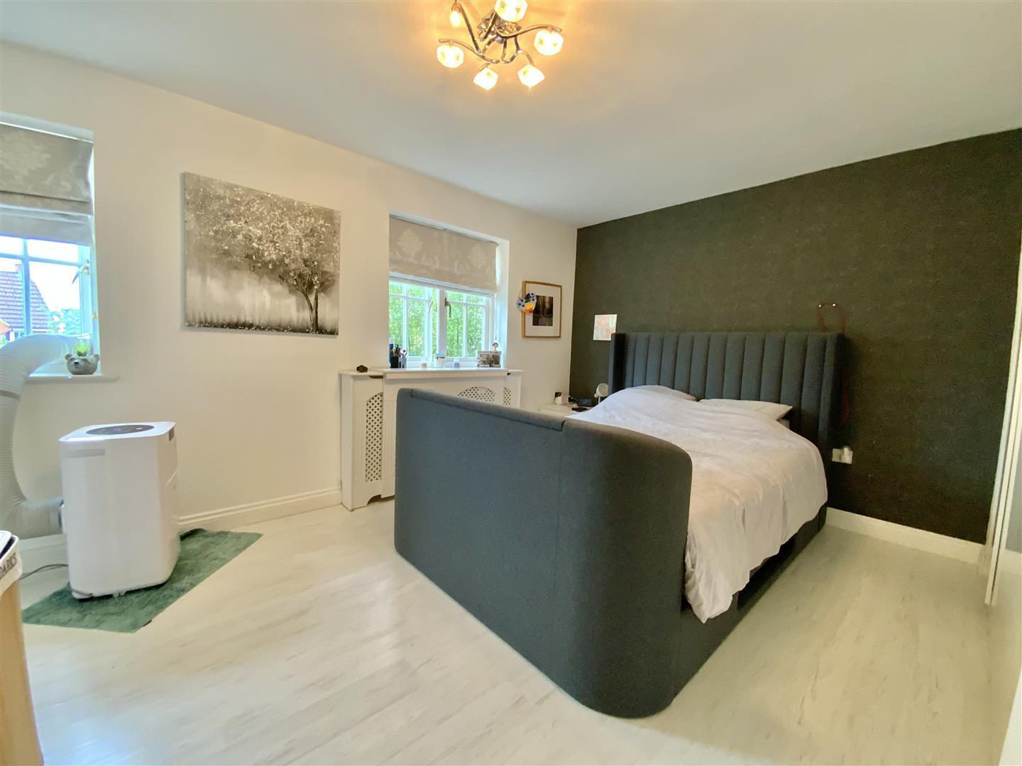 Tennant Close, Grange Farm, Milton Keynes Image 9