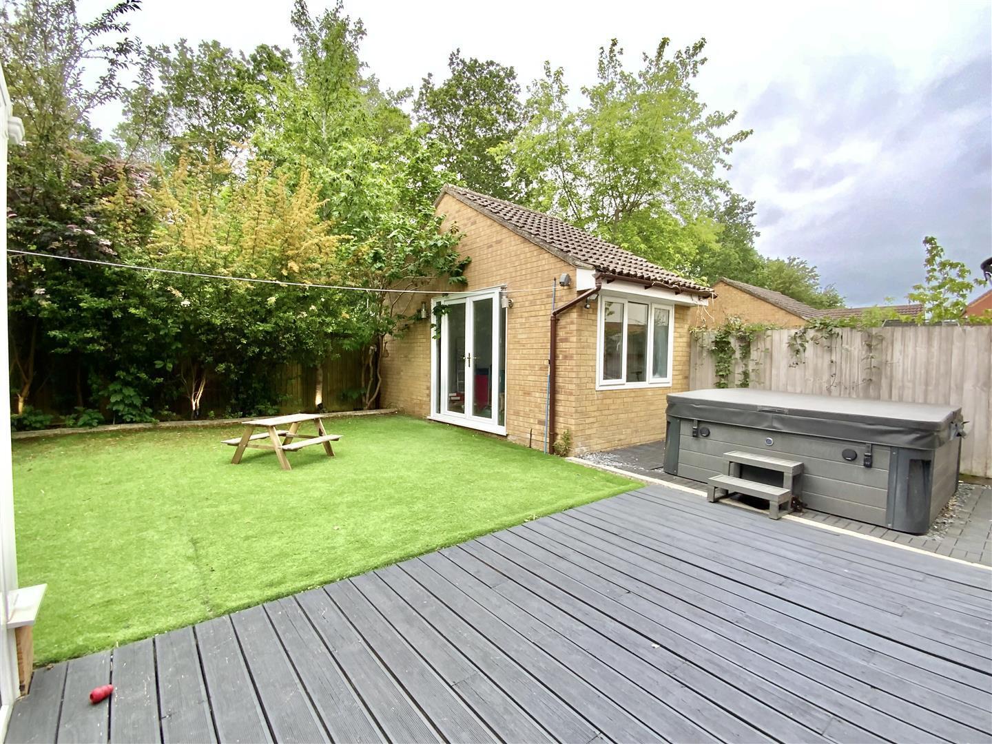 Tennant Close, Grange Farm, Milton Keynes Image 16