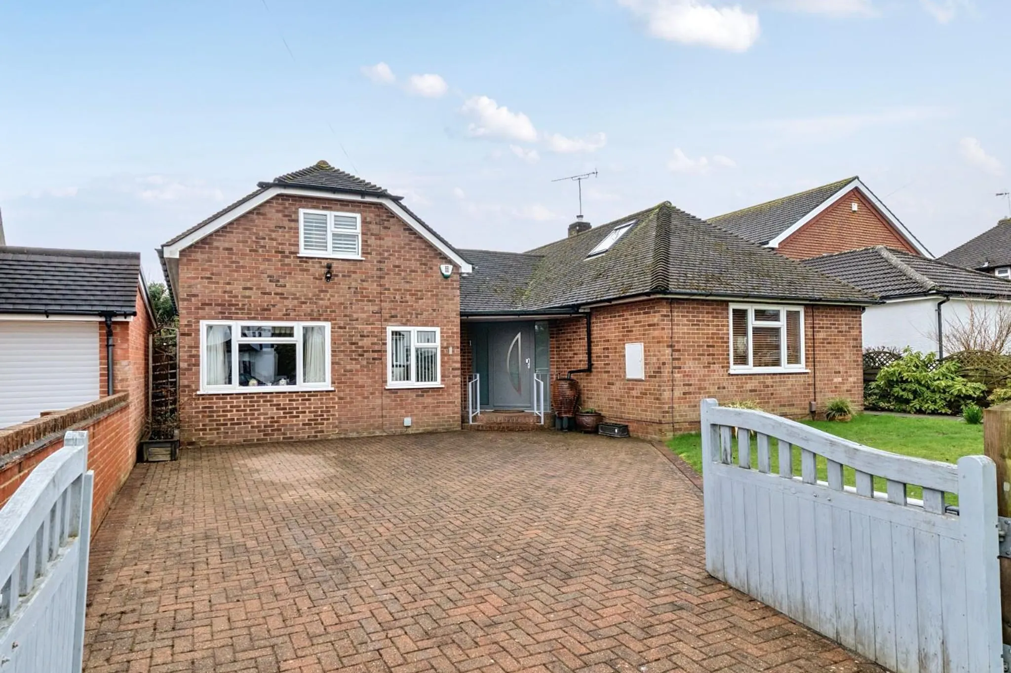 Park Road, Kennington, Ashford, TN24 9DL