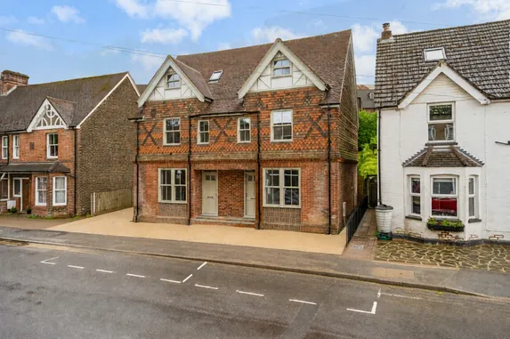 39A Hamilton House, Haslemere, GU27