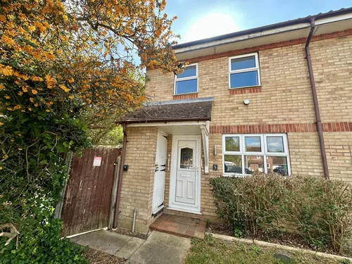 Bainards Close, Wymondhamphoto
