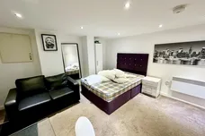 Brownhill Crescent, LEEDS