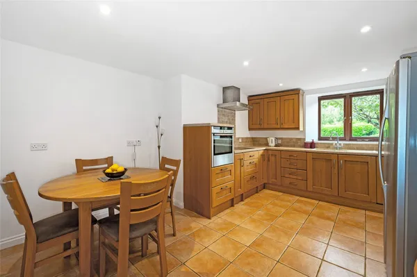 Old Park Lane, Chichester, PO18 photo 6