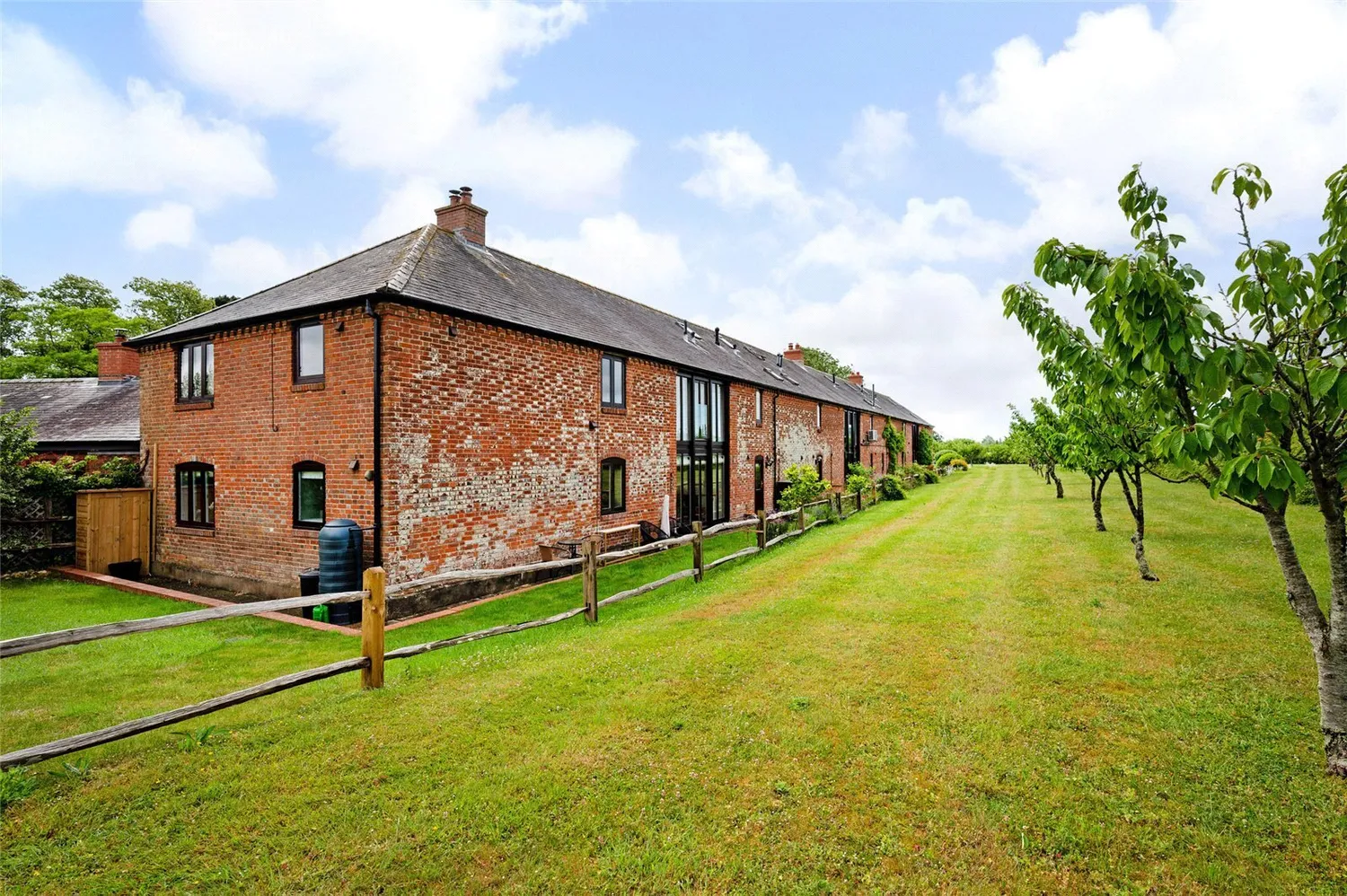 Old Park Lane, Chichester, PO18 photo 14