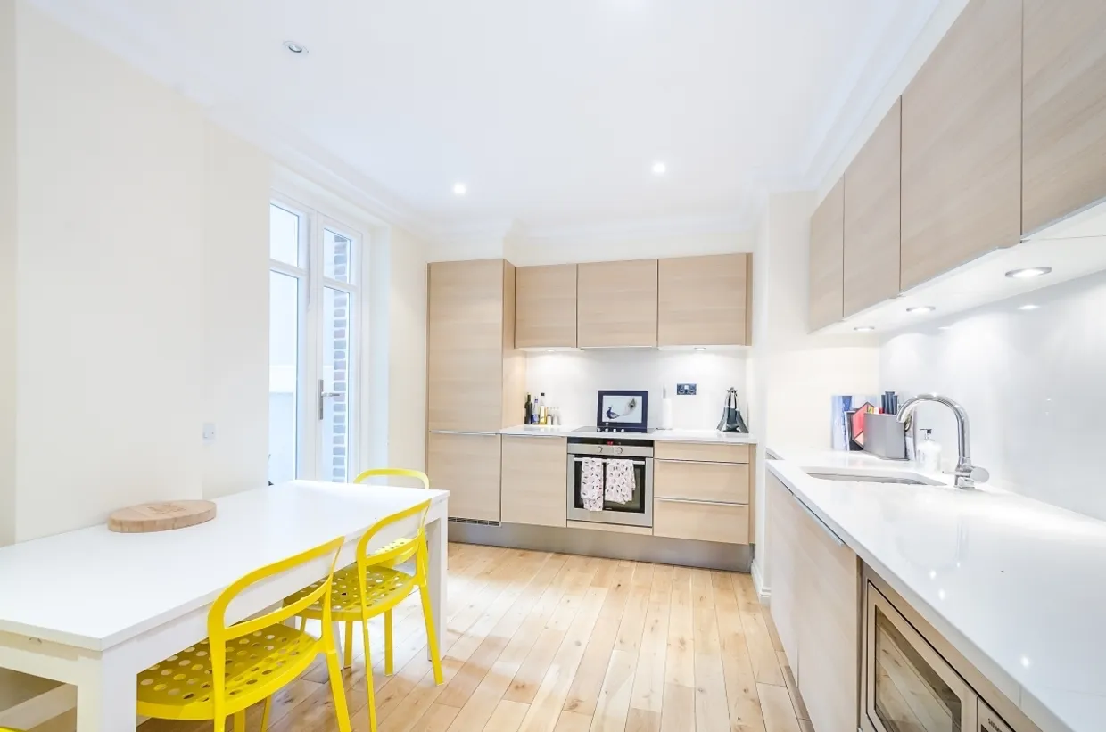 Vincent Square Westminster SW1P photo 4