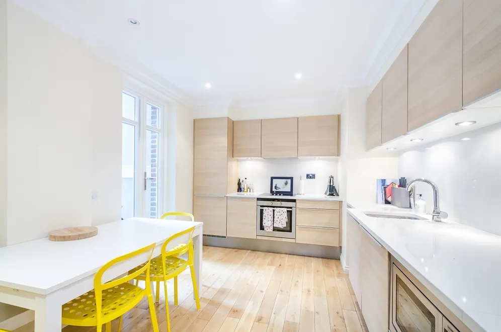 Vincent Square Westminster SW1P photo 4