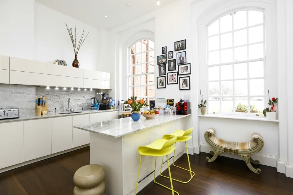 Roehampton Lane SW15 photo 4
