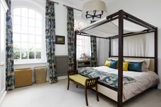 Roehampton Lane SW15 photo 6