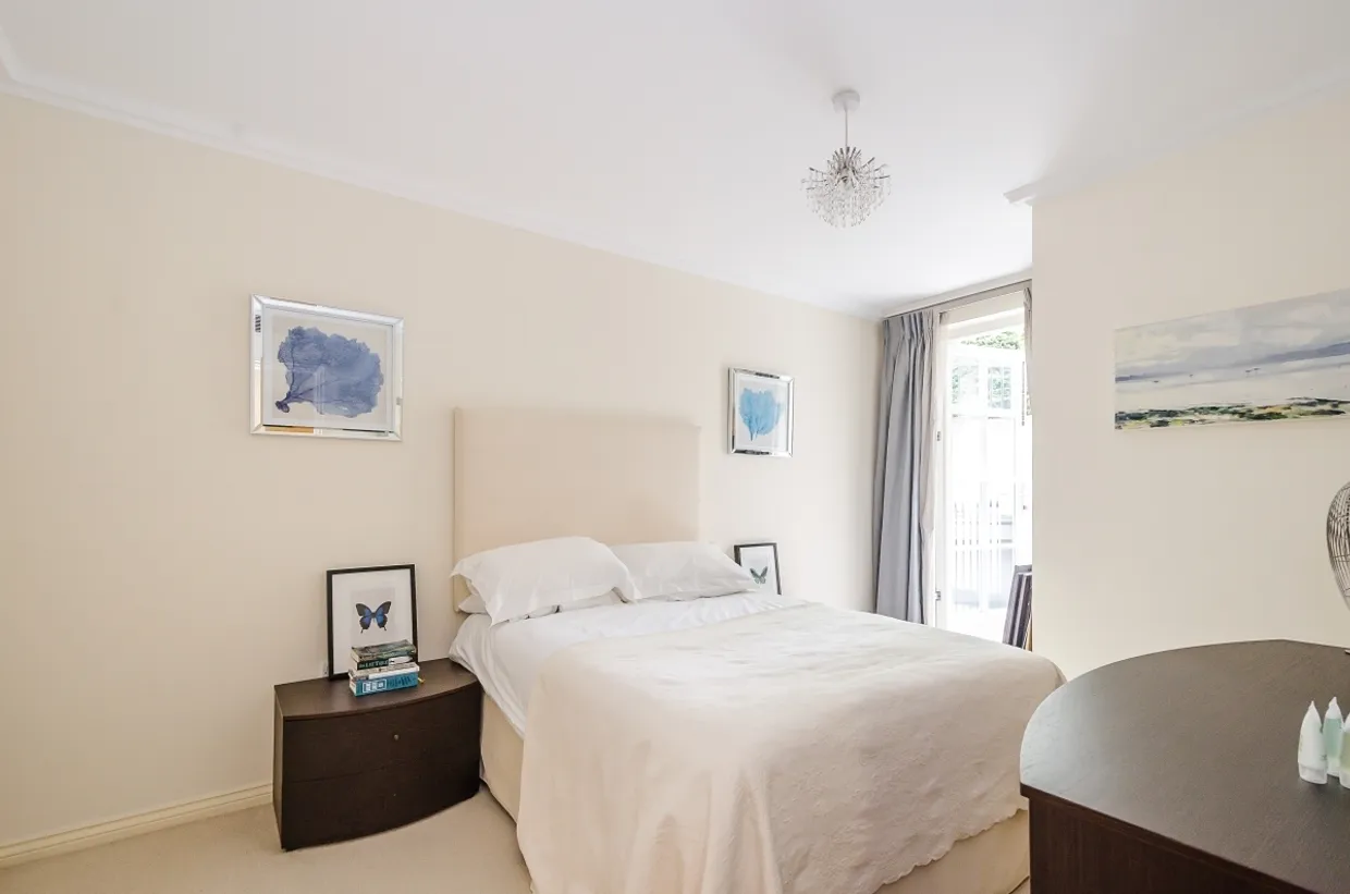 Vincent Square Westminster SW1P photo 9