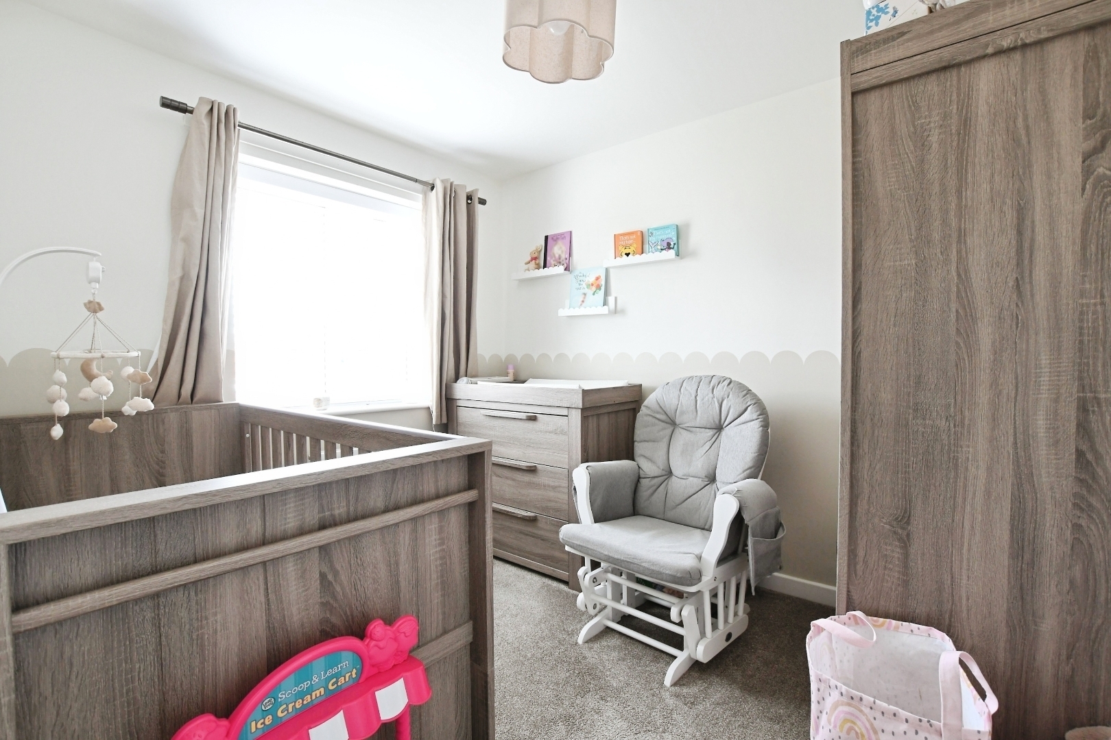 Gypsy Moth Lane, Kingswood, Hull Image 14