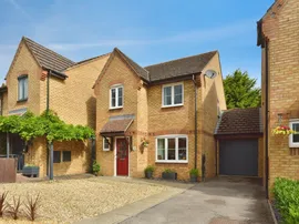 Winwood Close, Deanshanger, Milton Keynes photo